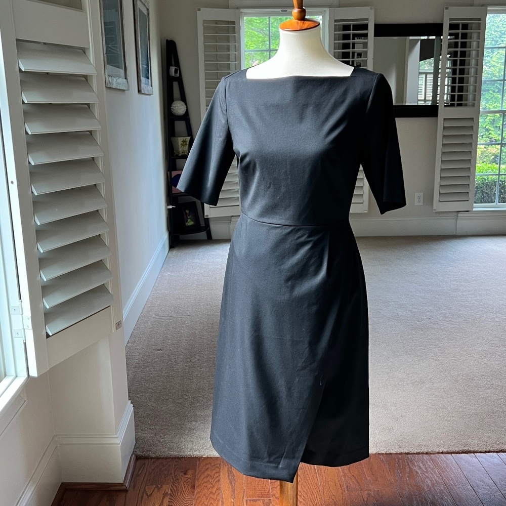 Banana Republic Size 4 Black Dress w/ Sleeves Suiting LBD Square Neck